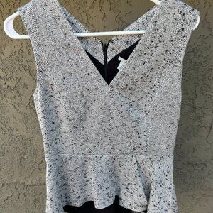 Halogen (Nordstrom) Gray (white /black) Peplum Sleeveless Top
